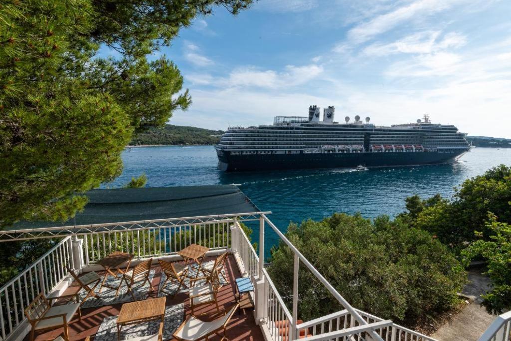 Diamond Sea - Vacation House With Private Parking And A Big Terrace Over The Sea Villa Dubrovnik Buitenkant foto